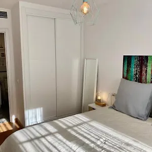 https://cozy-apartamentum-centro-malaga.hotelsinnerja.org